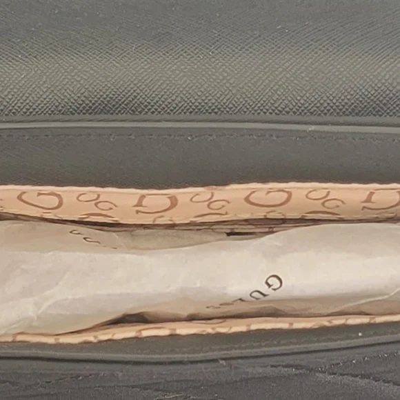 Black Guess over the shoulder purse. - Picture 5 of 5